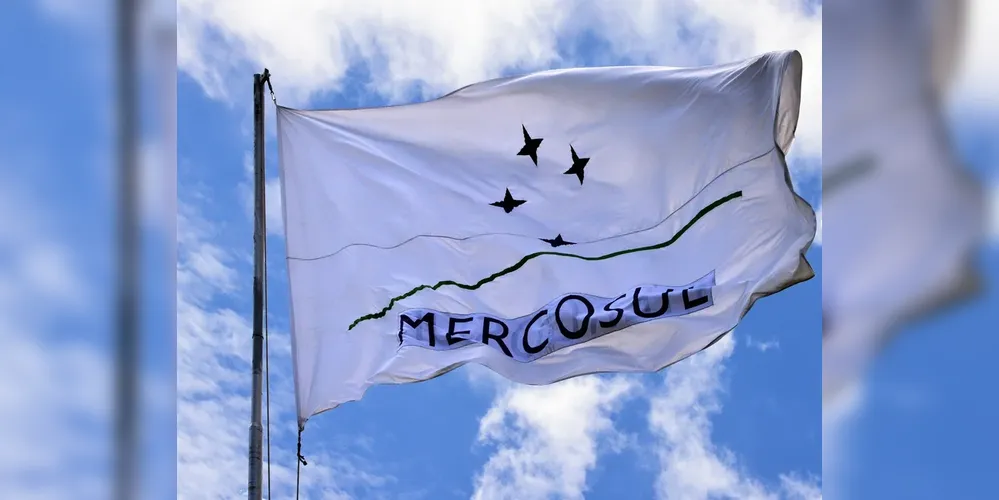 Após 25 anos de tratativas, a maioria dos embaixadores dos 27 Estados-membros da UE aprovou, provisoriamente, grande parte do acordo