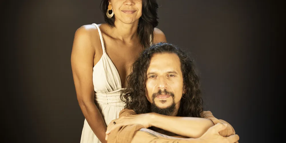 Com Carol Andrade nos vocais e Alex Maia, ao violão, o espetáculo apresenta arranjos originais