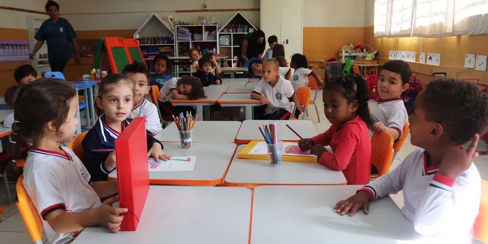 Alunos retornam às aulas a partir desta quarta-feira (04) em alguns municípios da região