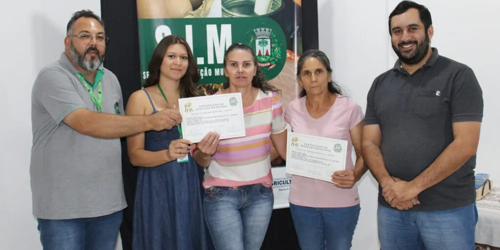 A entrega foi realizada nesta sexta-feira (13)