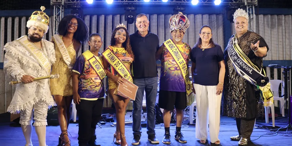 A cerimônia contou com a presença do prefeito Rildo Leonardi e da vice-prefeita Helynez Ribas