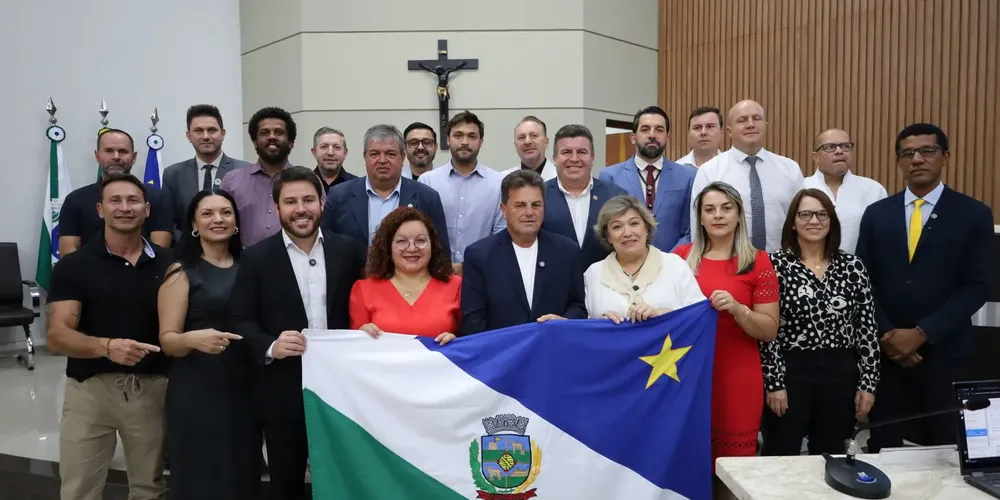 Durante a sessão, os vereadores apresentaram as primeiras propostas do ano