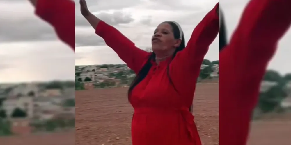 A influencer Irmã Mônica.