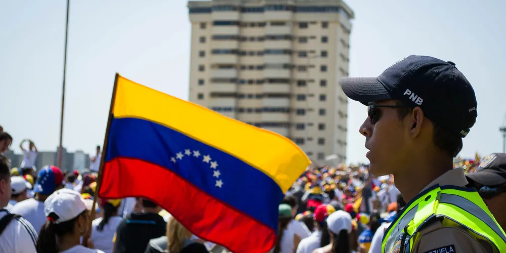 Recessão de 2013 a 2022 consumiu cerca de 75% do PIB do país