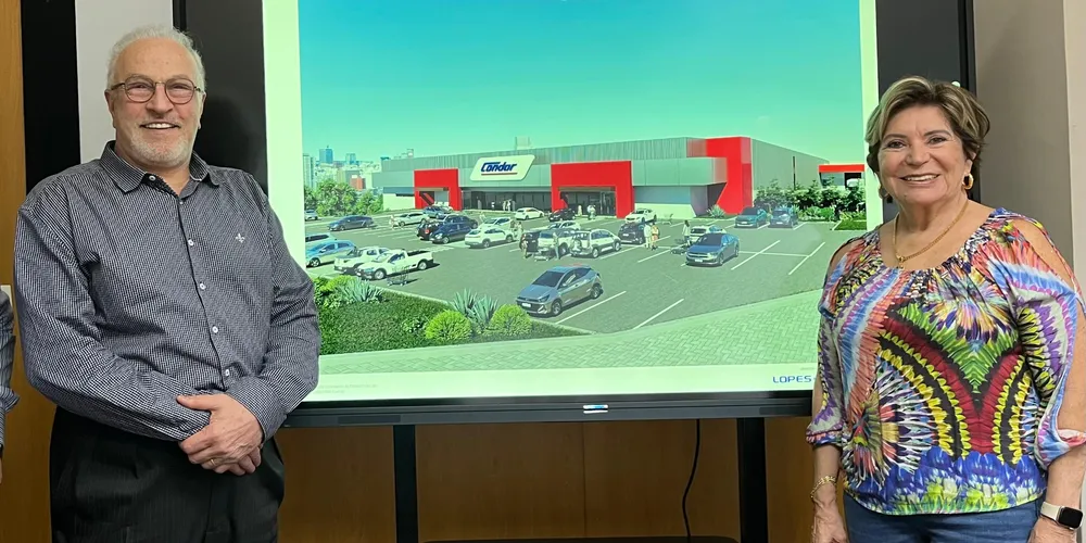 O presidente da Rede Condor, Pedro Joanir Zonta, e a prefeita de Ponta Grossa, Elizabeth Schmidt (União Brasil)