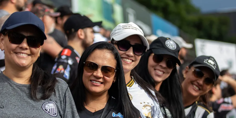 A grande final será disputada no próximo sábado (28), no Estádio Germano Krüger