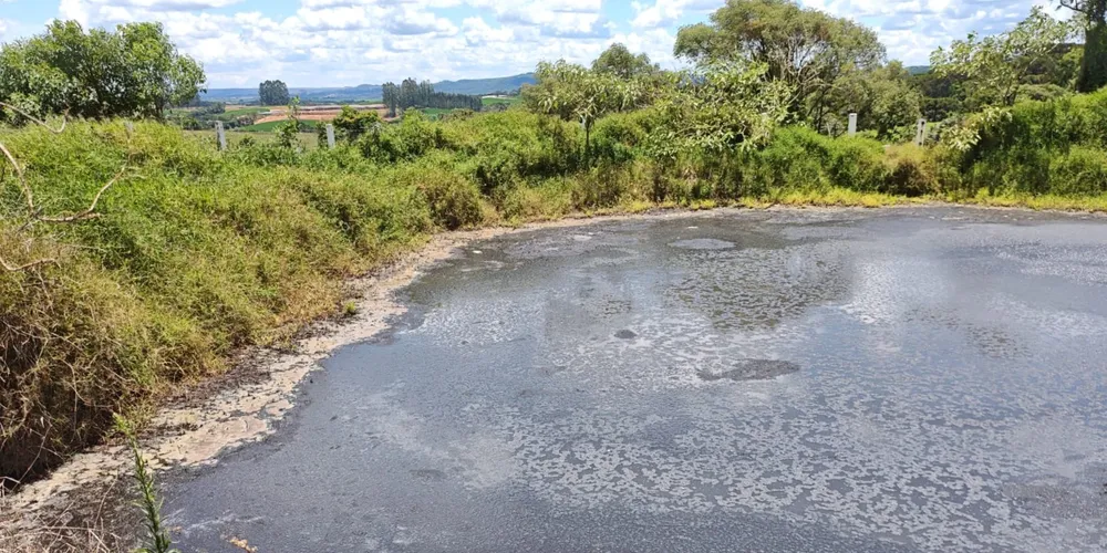 Área de granja contaminada