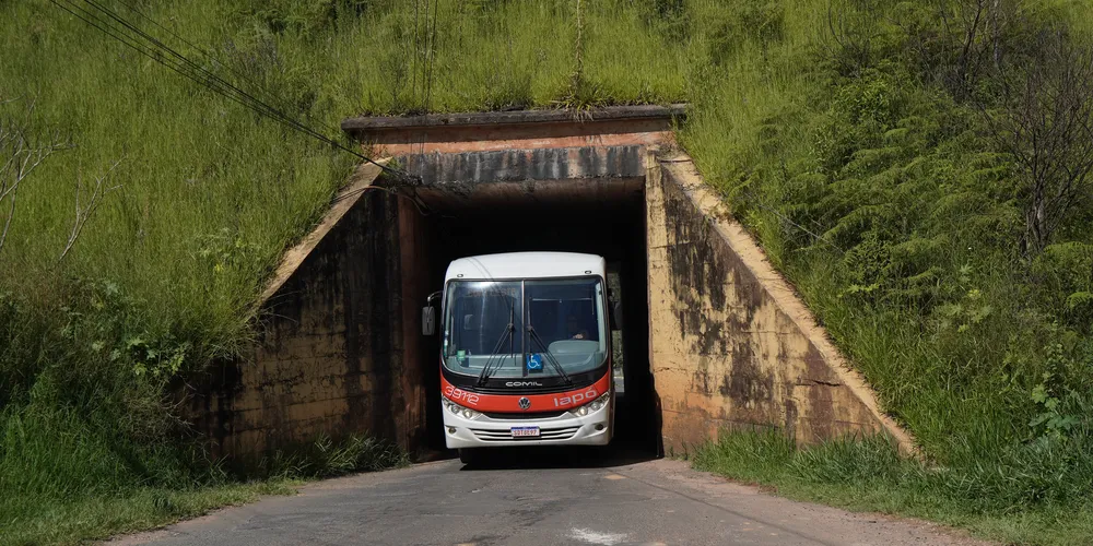 Moradores relatam problemas com viaduto do San Martin