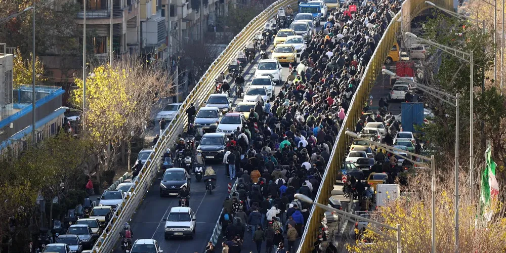 Manifestações acontecem pelo agravamento das condições econômicas