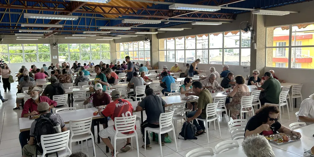Restaurante popular em retomada das atividades