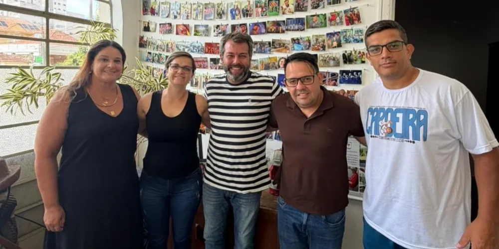 O vereador Professor Careca (PV) com o secretário de Cultura, Alberto Portugal