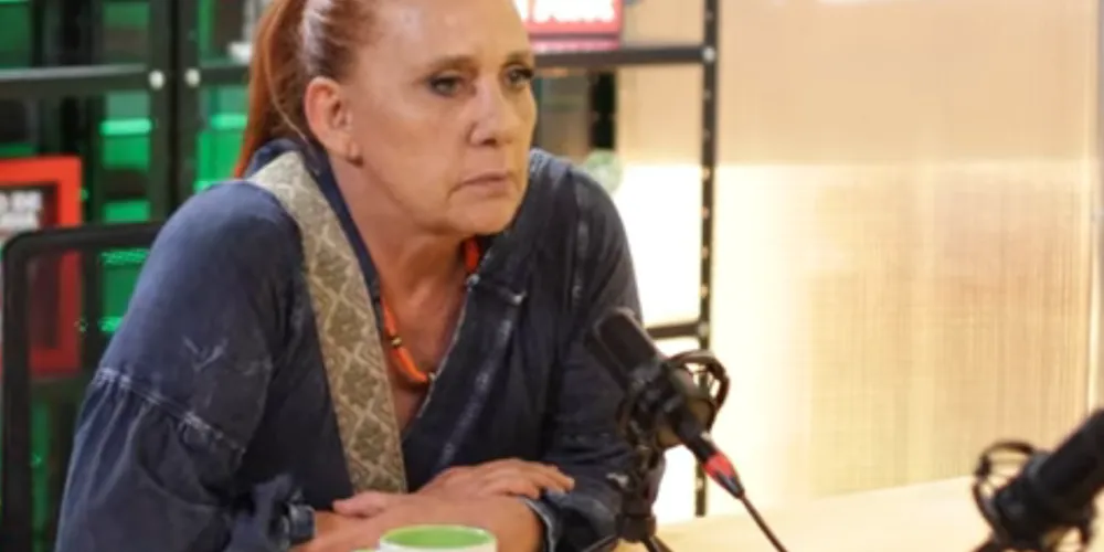 Durante a entrevista, o apresentador questionou Rita sobre acusações relacionadas a vídeos adultos