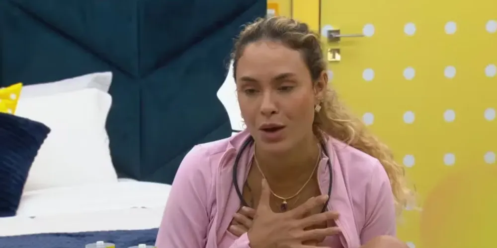 Em outro momento, Sarah compartilhou a opinião com Sol Vega e Edilson Capetinha