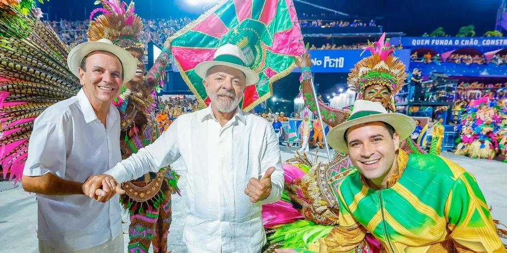 Em nota oficial, a escola de samba disse que durante todo o processo carnavalesco foi perseguida