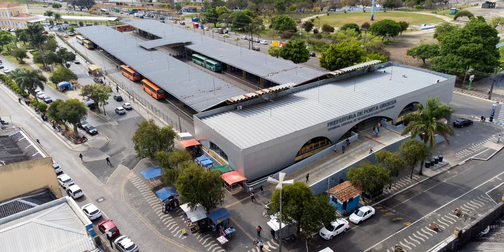 O Terminal Central de Ponta Grossa passa por alterações nas plataformas nesta quarta-feira (18)
