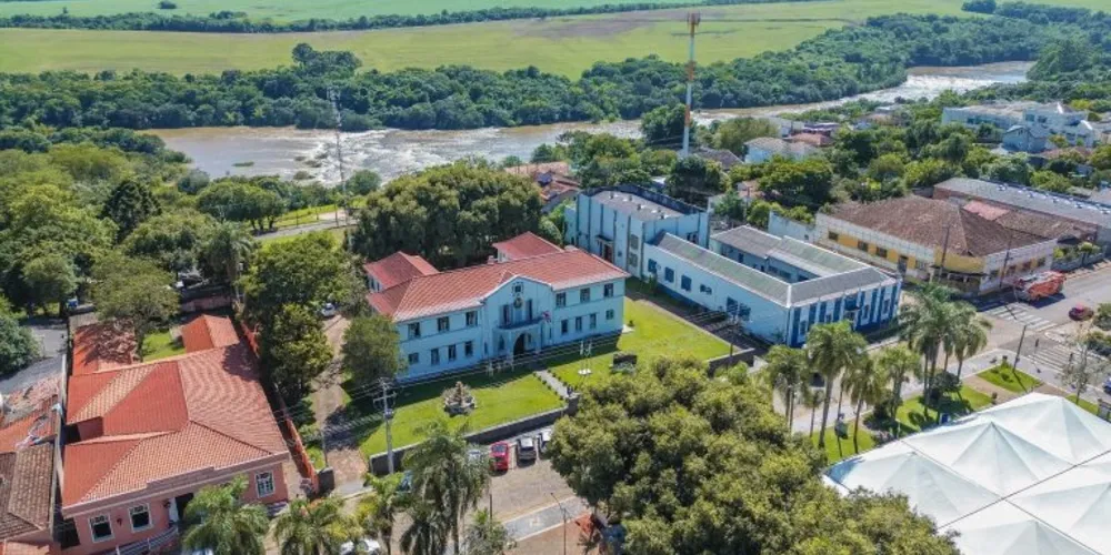 As vagas foram abertas pela Prefeitura de Tibagi