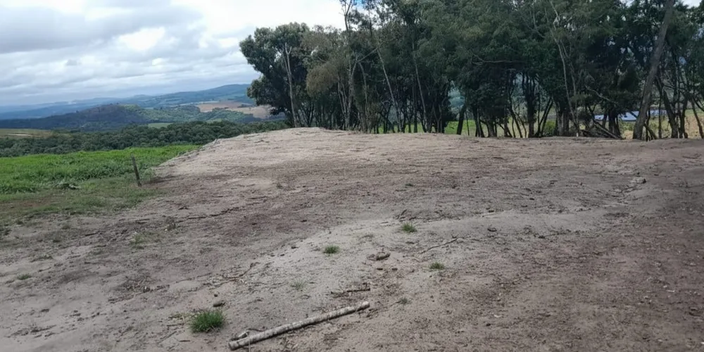 As intervenções irregulares configuram violação às normas de proteção ambiental vigentes