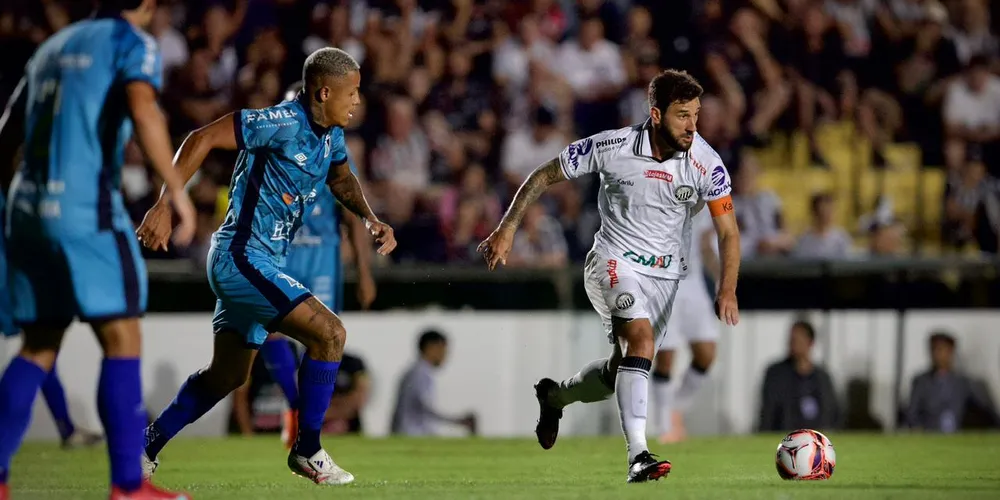 O primeiro duelo, disputado no Estádio Germano Krüger, terminou em 2 a 0 para o Fantasma