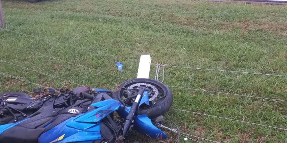 A ocorrência foi registrada por volta das 17h20, no km 278+900 da rodovia