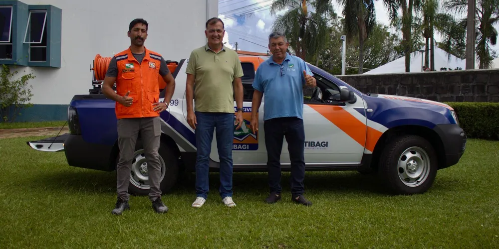 A entrega do veículo integra o conjunto de investimentos realizados na Defesa Civil de Tibagi
