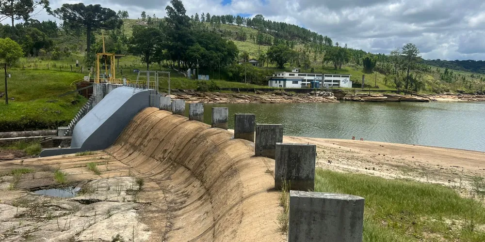 Atual nível de água do reservatório é de 7,4 metros