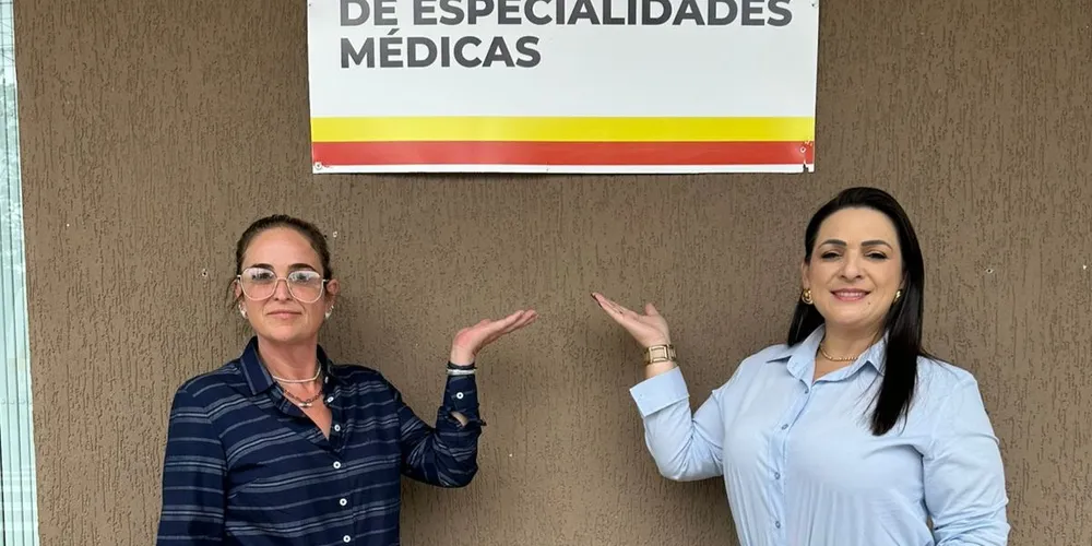 Maira Hollebem e Elisangela Pedroso estiveram na Clínica Municipal de Especialidades Médicas