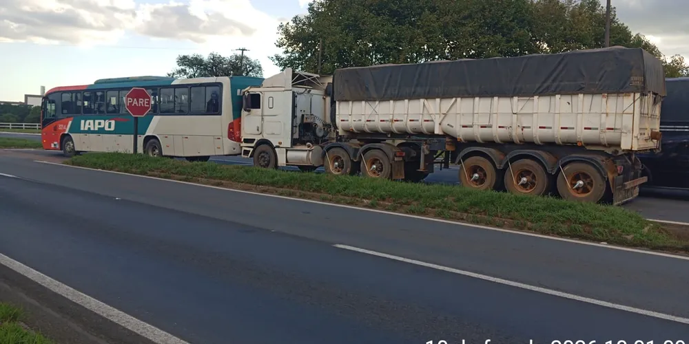 O motorista do ônibus, de 39 anos, não se feriu