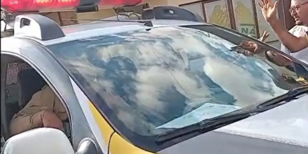 O crime ocorreu na tarde deste sábado e chocou a comunidade local