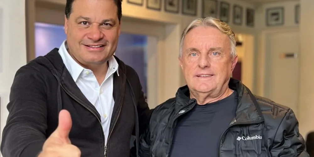 Sandro Alex e Adelmo Klosowski firmaram parceria para a construção das pontes