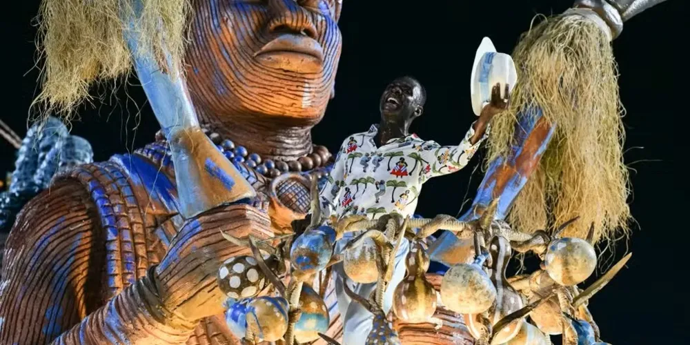 Unidos de Vila Isabel  em desfile na Sapucaí