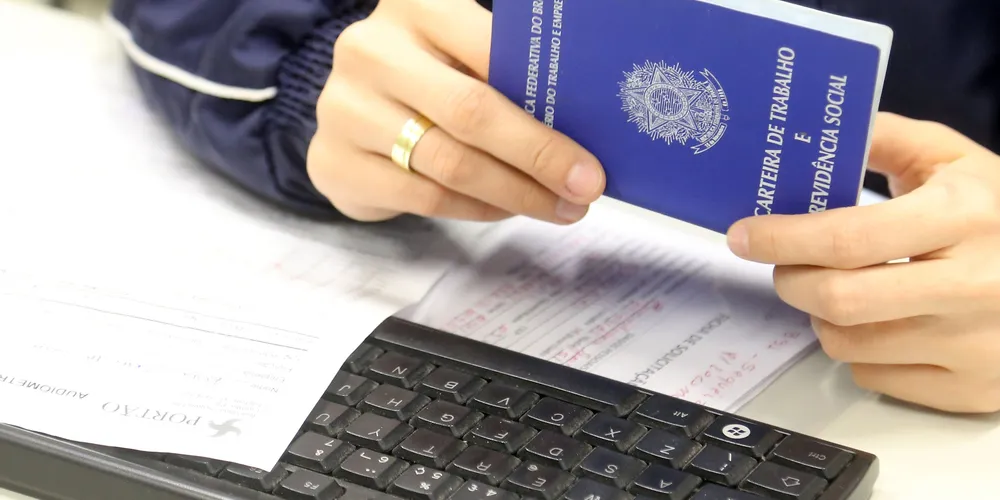 Vagas de emprego abertas no Paraná