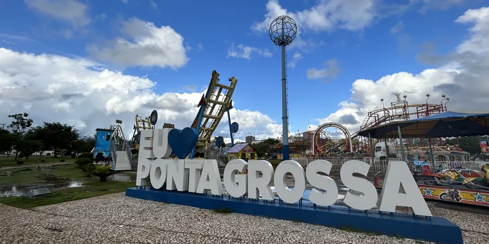 Em Ponta Grossa, os termômetros variam entre 13°C e 26°C, sem previsão de chuva