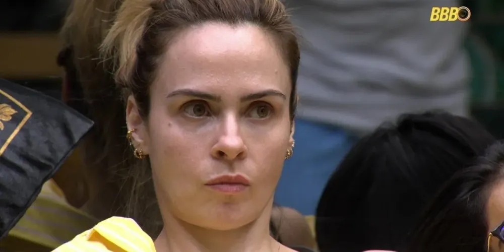 "Veterano não me representa", respondeu Ana Paula