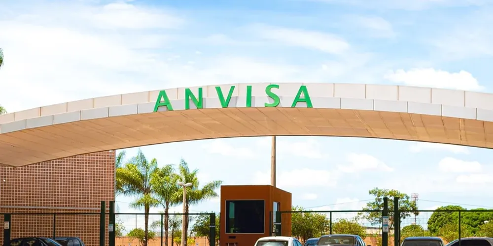 A agência também proibiu a comercialização, distribuição, fabricação, importação, propaganda e uso do produto