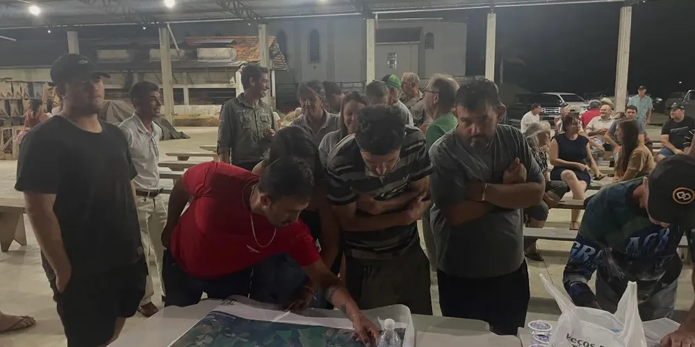 O encontro, realizado nessa quarta-feira (14), tratou sobre o projeto de pavimentação na estrada do Bela Vista