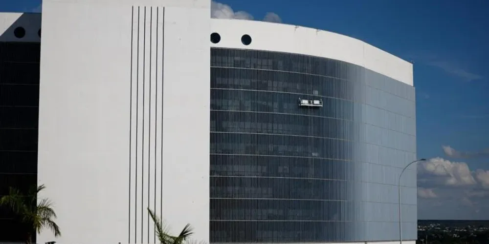 O TSE registra 30 legendas, com outras 23 em processo de formação