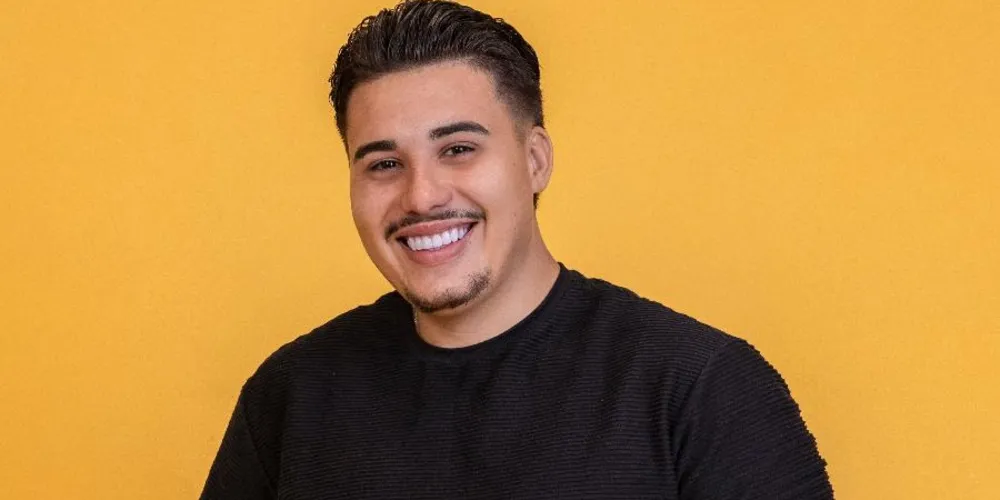 Pedro apertou o botão de desistência e deixou o programa.