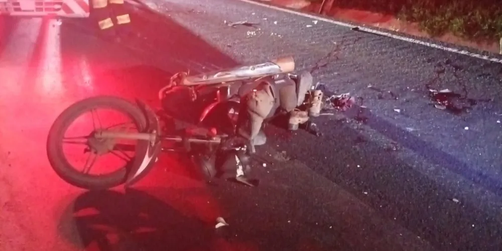 Os veículos, com placas de Castro, foram liberados no local para familiares dos envolvidos