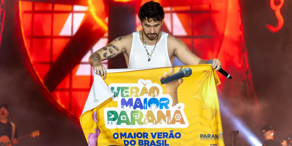 Gustavo Mioto em apresentação no Verão Maior Paraná