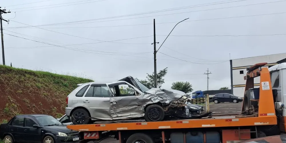Veículo foi encaminhado para o pátio da Polícia Rodoviária Estadual