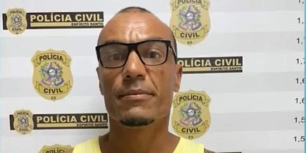 Ezequiel Zacarias Costa se apresentou à polícia após ter a prisão preventiva decretada