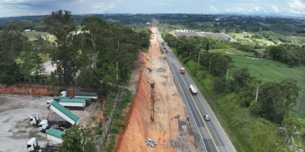 Rodovia está sendo duplicada