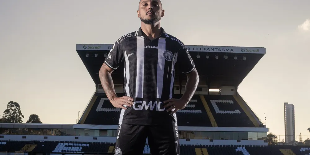 Em suas passagens pelo Fantasma, atleta soma 24 gols e 5 assistências