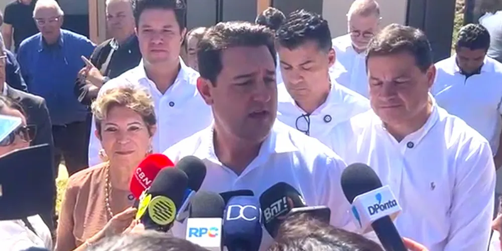 Ratinho Jr. durante entrega do Residencial CampoBello Gold-2