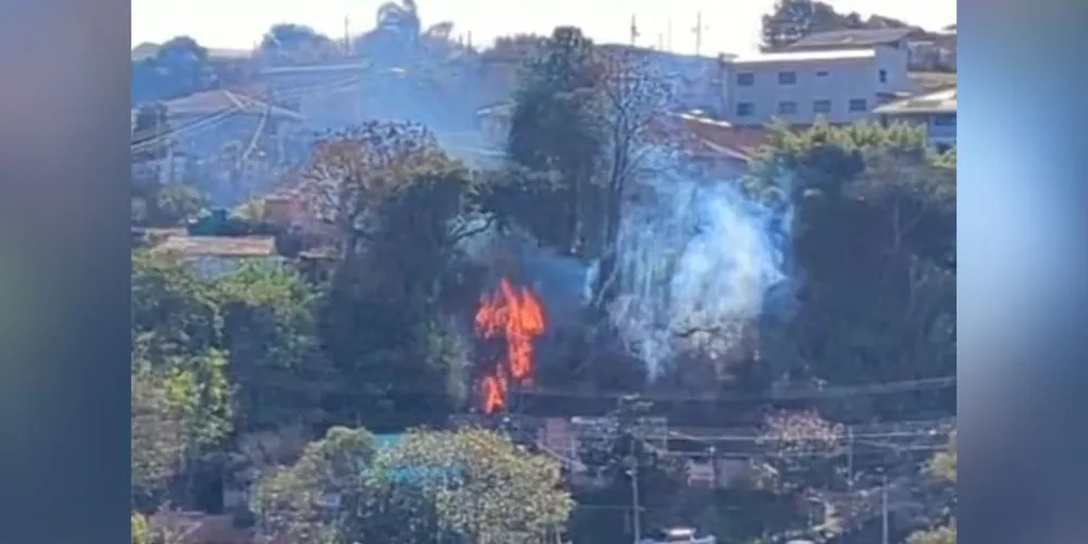 Incêndio foi registrado na Rua Frei Leandro do Sacramento