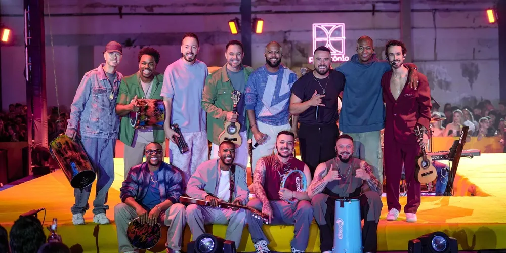 O Grupo Chocolate, juntamente com o Turma do Pagode, lançou o hit 'Alô Virgínia' em dezembro de 2025