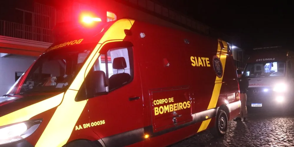 Equipes do Siate e do Samu prestaram atendimento à vítima