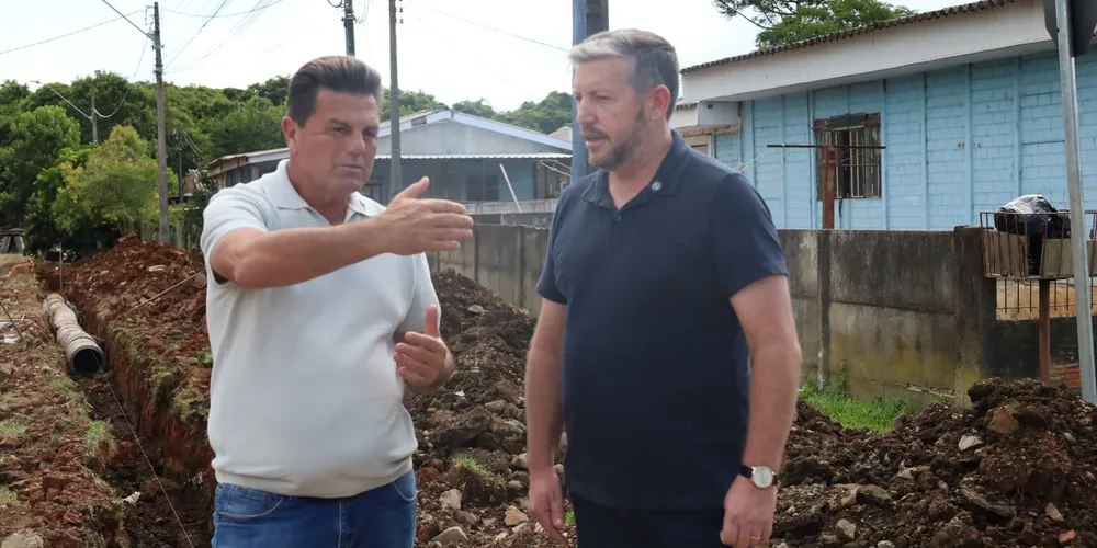 O prefeito Denilson Baitala e o vereador Gilson da Ambulância estiveram no local das obras