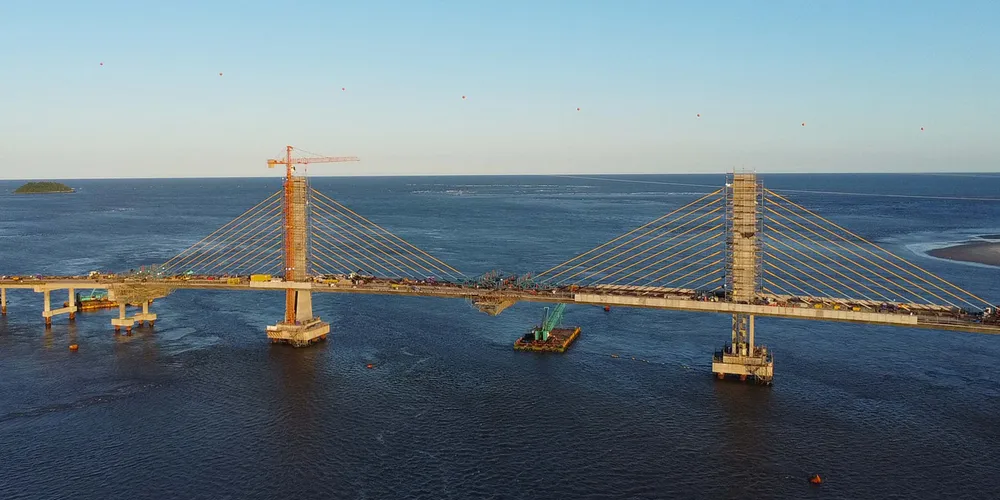 Quando estiver finalizada, a obra terá mais de 1.200 metros de extensão