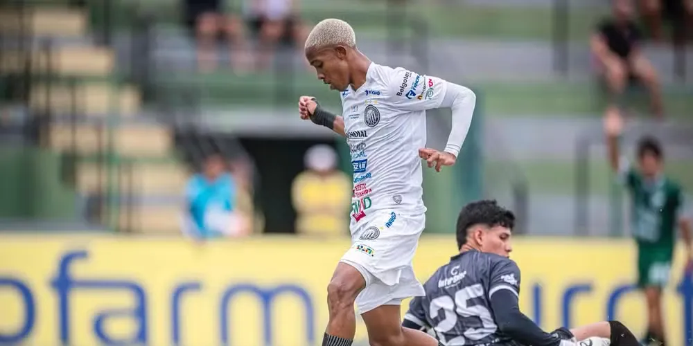 Nesta terça-feira (13), o Fantasma goleou o Independente-AP pelo placar de 4 a 0